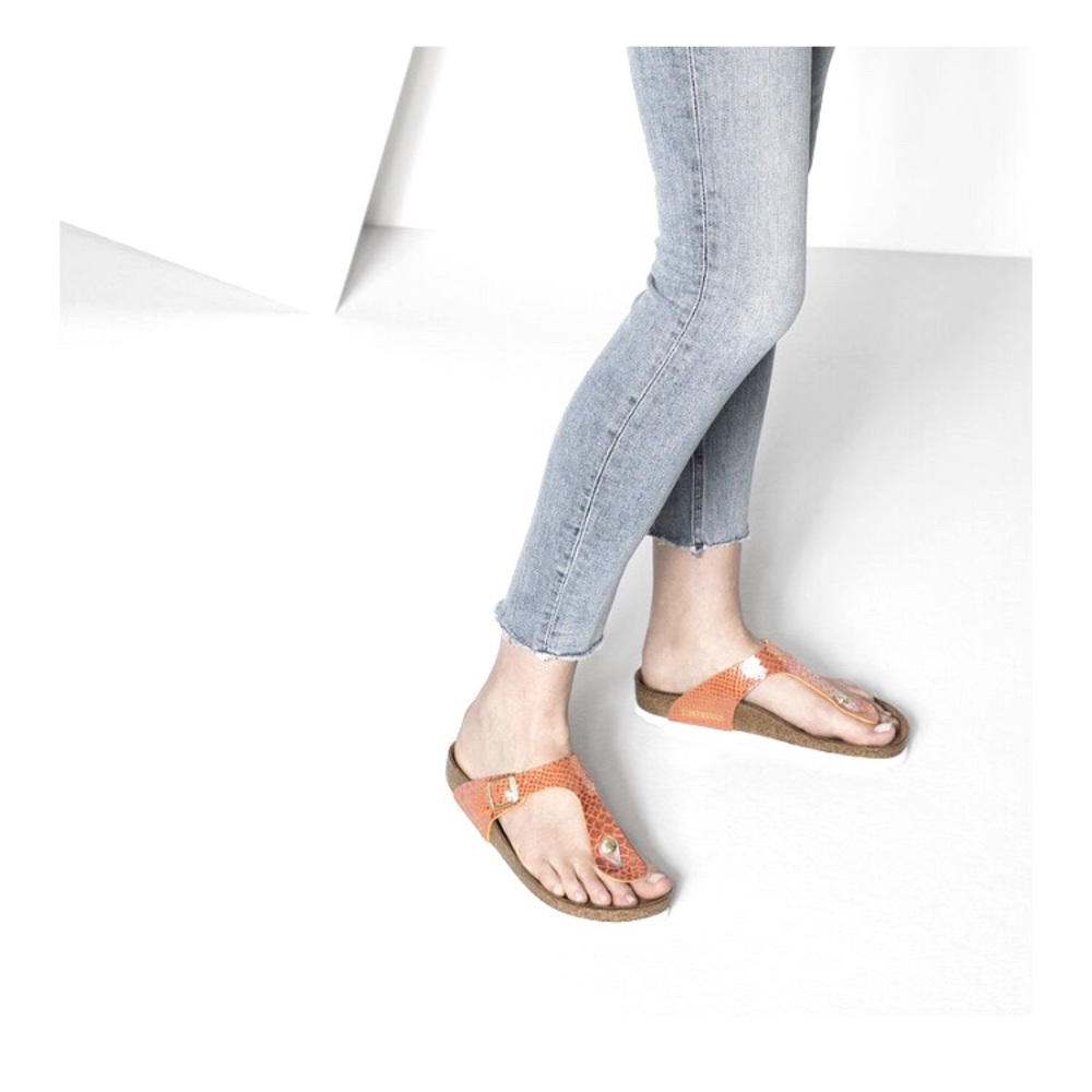 BIRKENSTOCK Gizeh Sandals in Shiny Orange Snakeskin